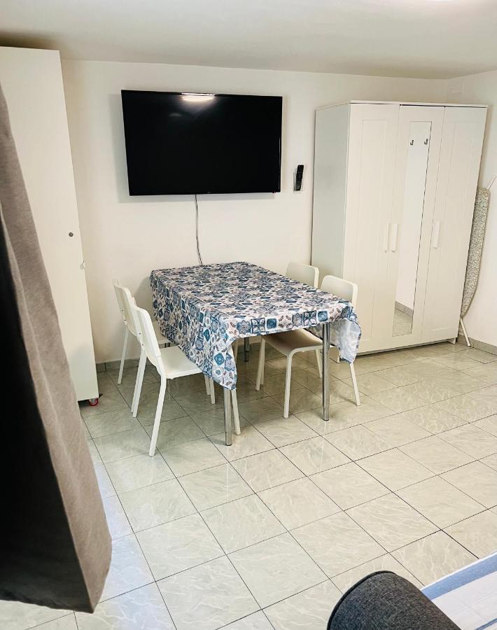700Mt To Station Venezia,Free Parking, Shuttle Airport Via Napoli 71 Lägenhet Mestre Exteriör bild
